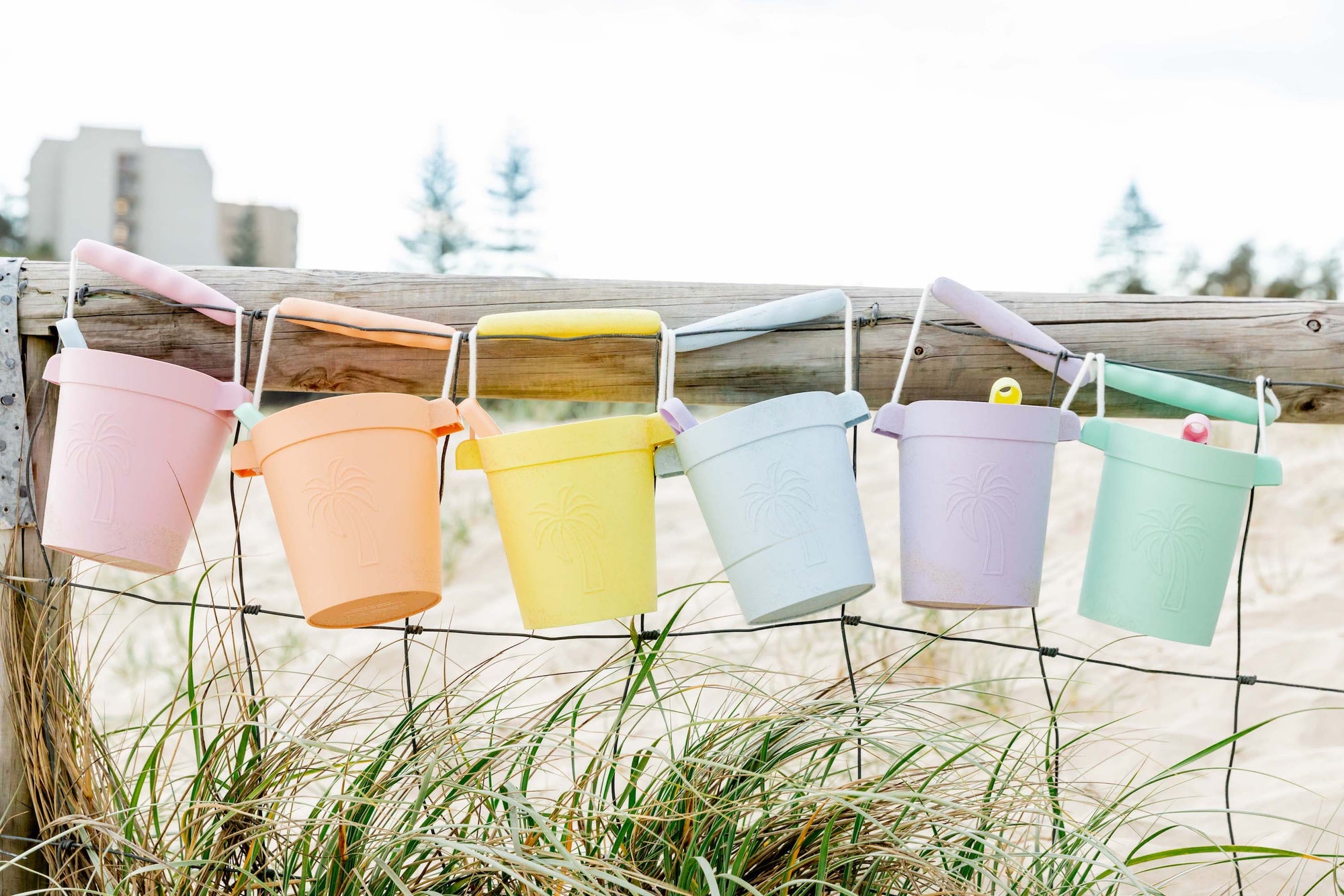 Coast Kids Silicone Beach Bucket