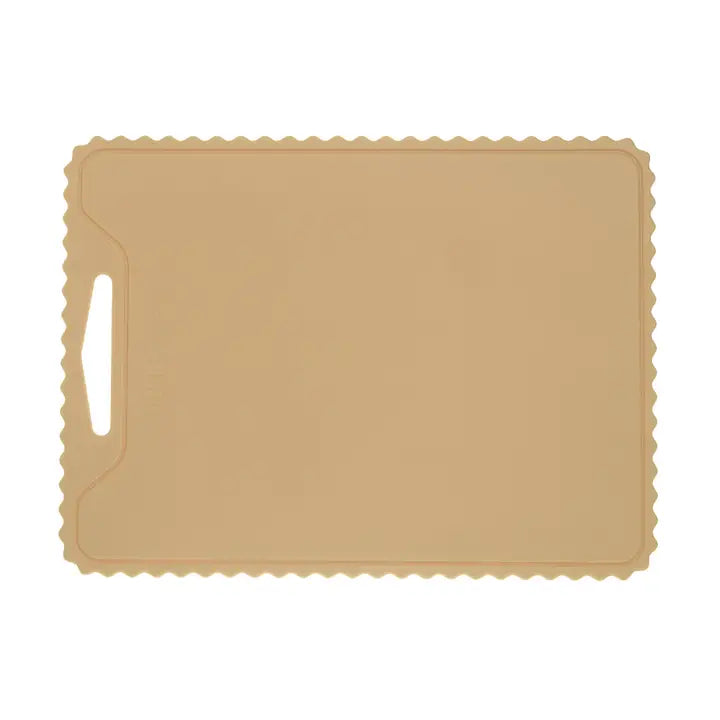 Kiddikutter Crinkly Cutting Board Latte