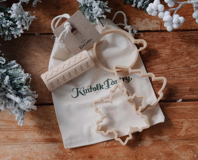 Kinfolk Pantry Christmas Ornament Roller &amp; Cutter Set