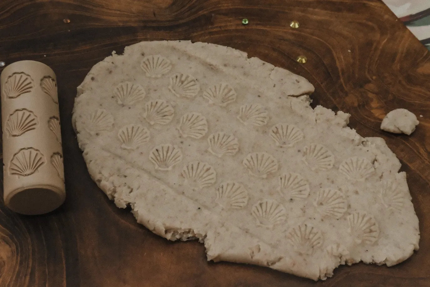 Kinfolk Pantry Eco Pattern Playdough Roller - Shell