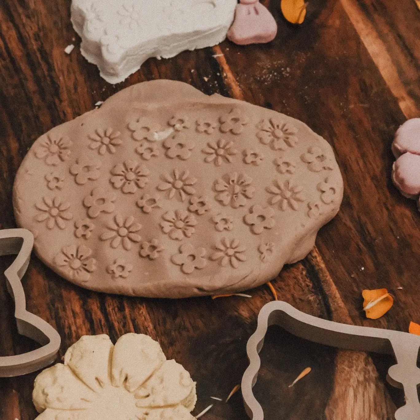 Kinfolk Pantry Eco Pattern Playdough Roller - Wildflower