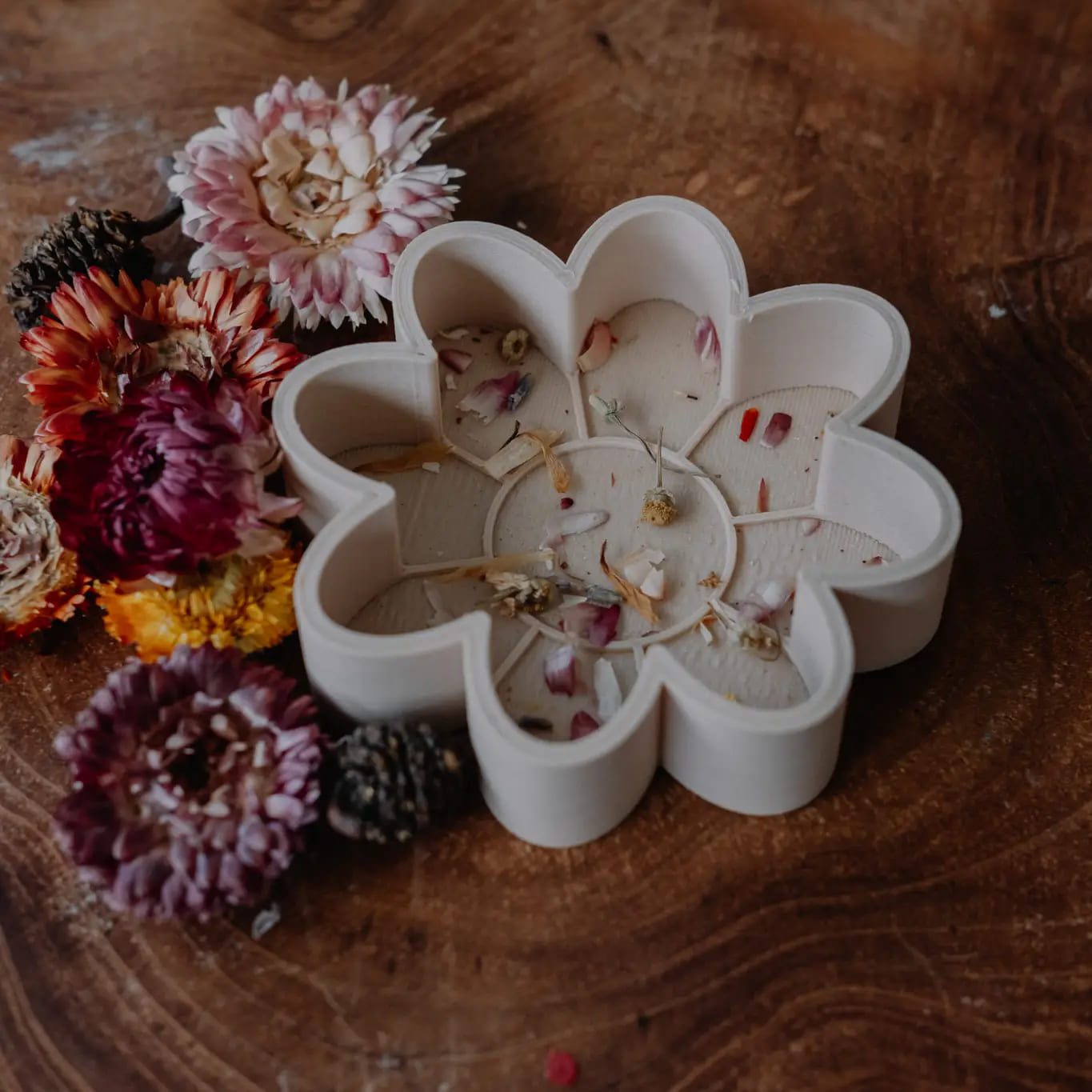 Kinfolk Pantry Flower Eco Mould