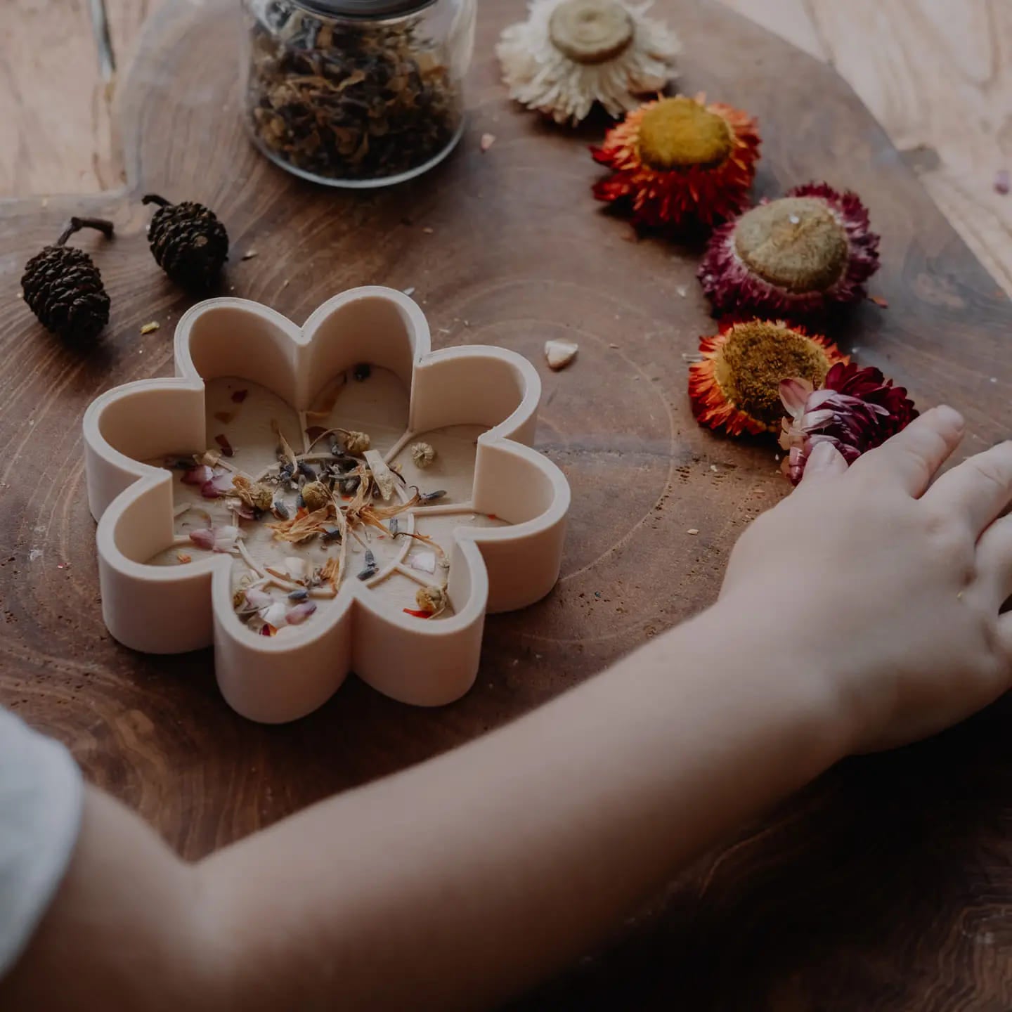 Kinfolk Pantry Flower Eco Mould