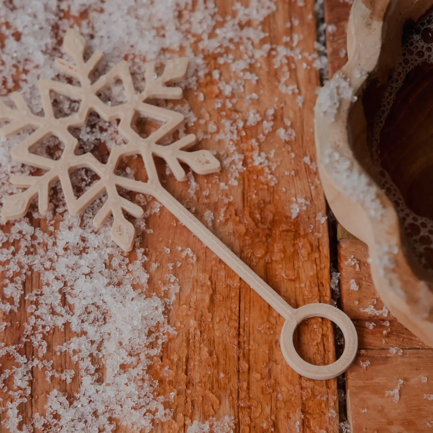 Kinfolk Pantry Snowflake Eco Bubble Wand