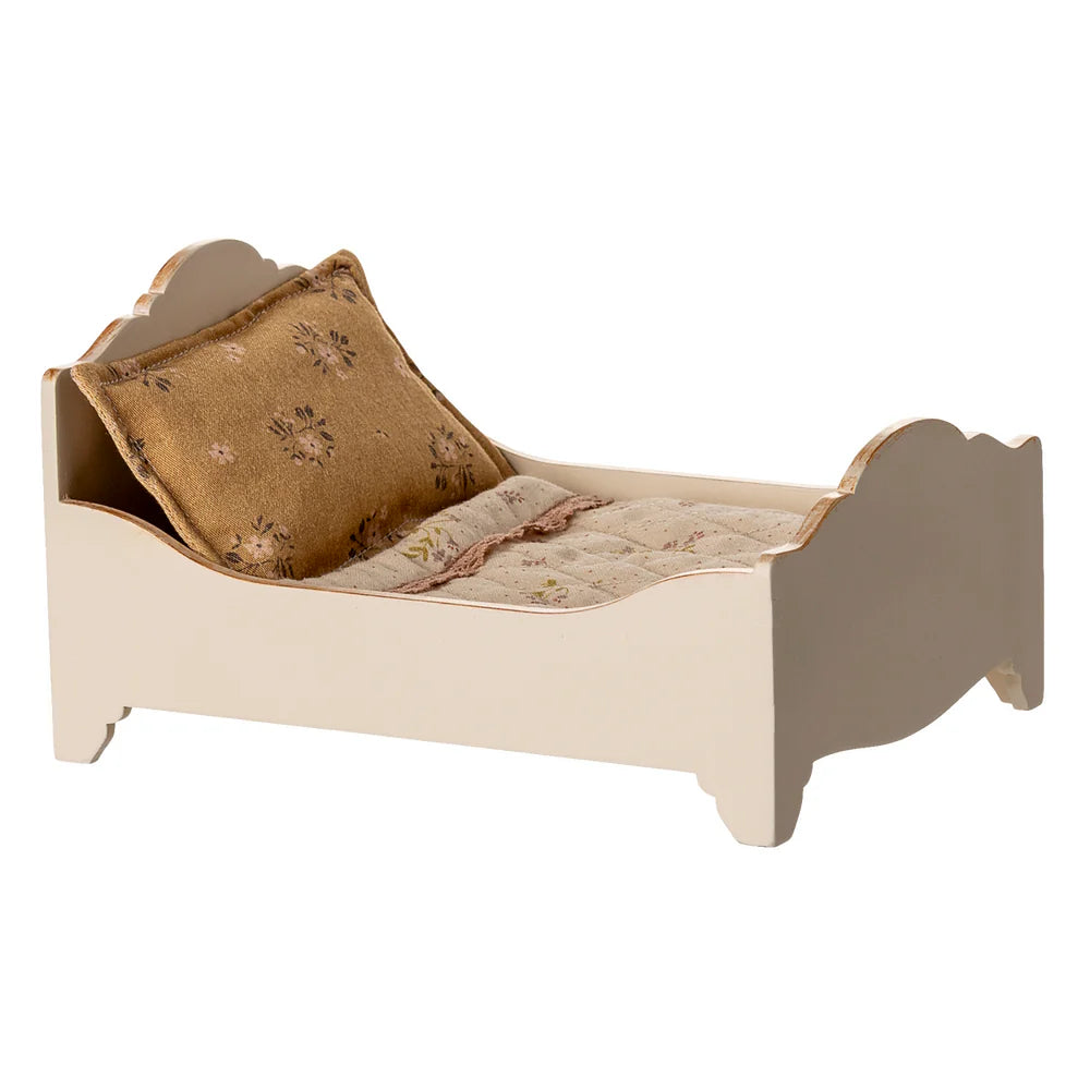 Maileg Bed Mouse Wooden off-white