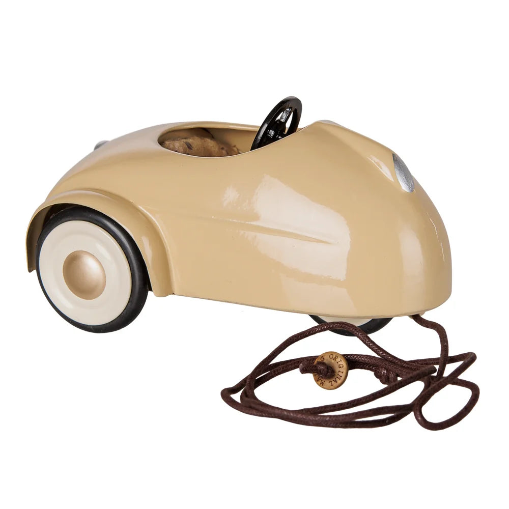 Maileg Car Mouse Wheat