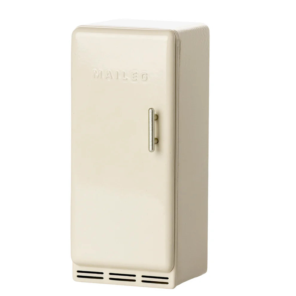 Maileg Fridge Mouse Off White