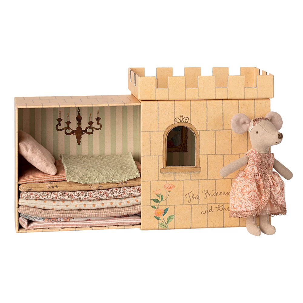 Maileg Princess &amp; The Pea Big Sister Mouse