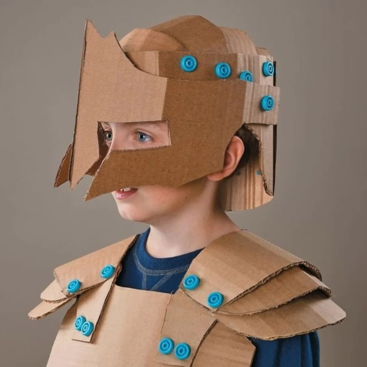 Makedo cardboard construction kit