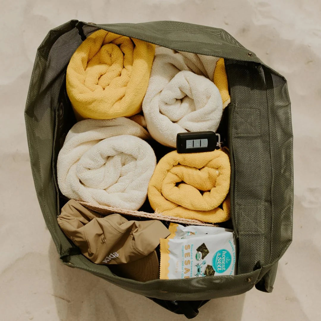 Sande™ Beach Hauler Beach Backpack - Pandanus