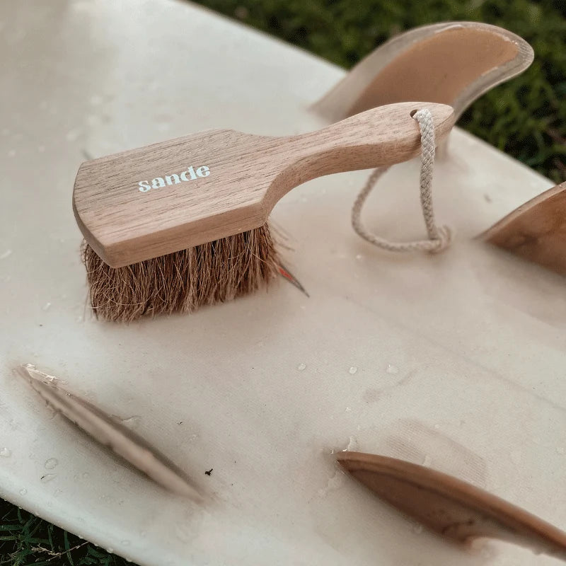Sande™ Sand Brush Beach Accessory