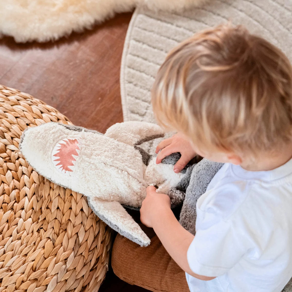 Senger Cuddly Animal - Shark small