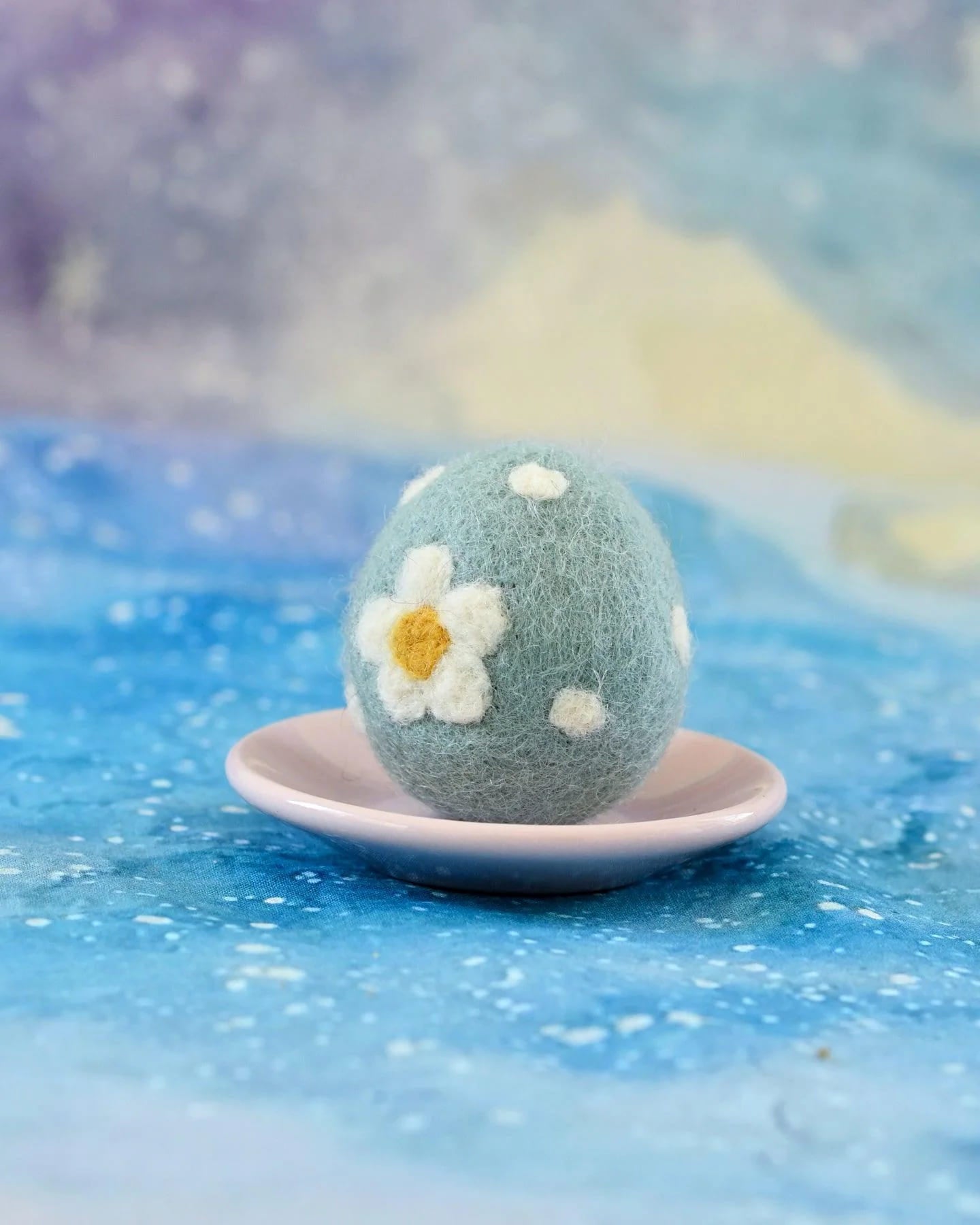 Tara Treasures Felt Floral and Dots Egg Blue