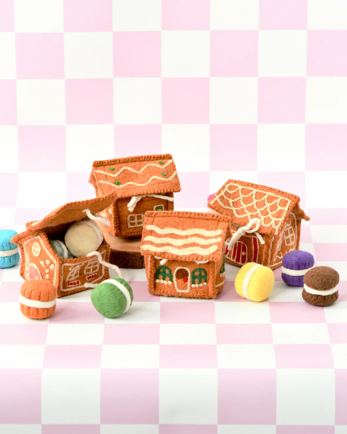 Tara Treasures Felt Gingerbread House 