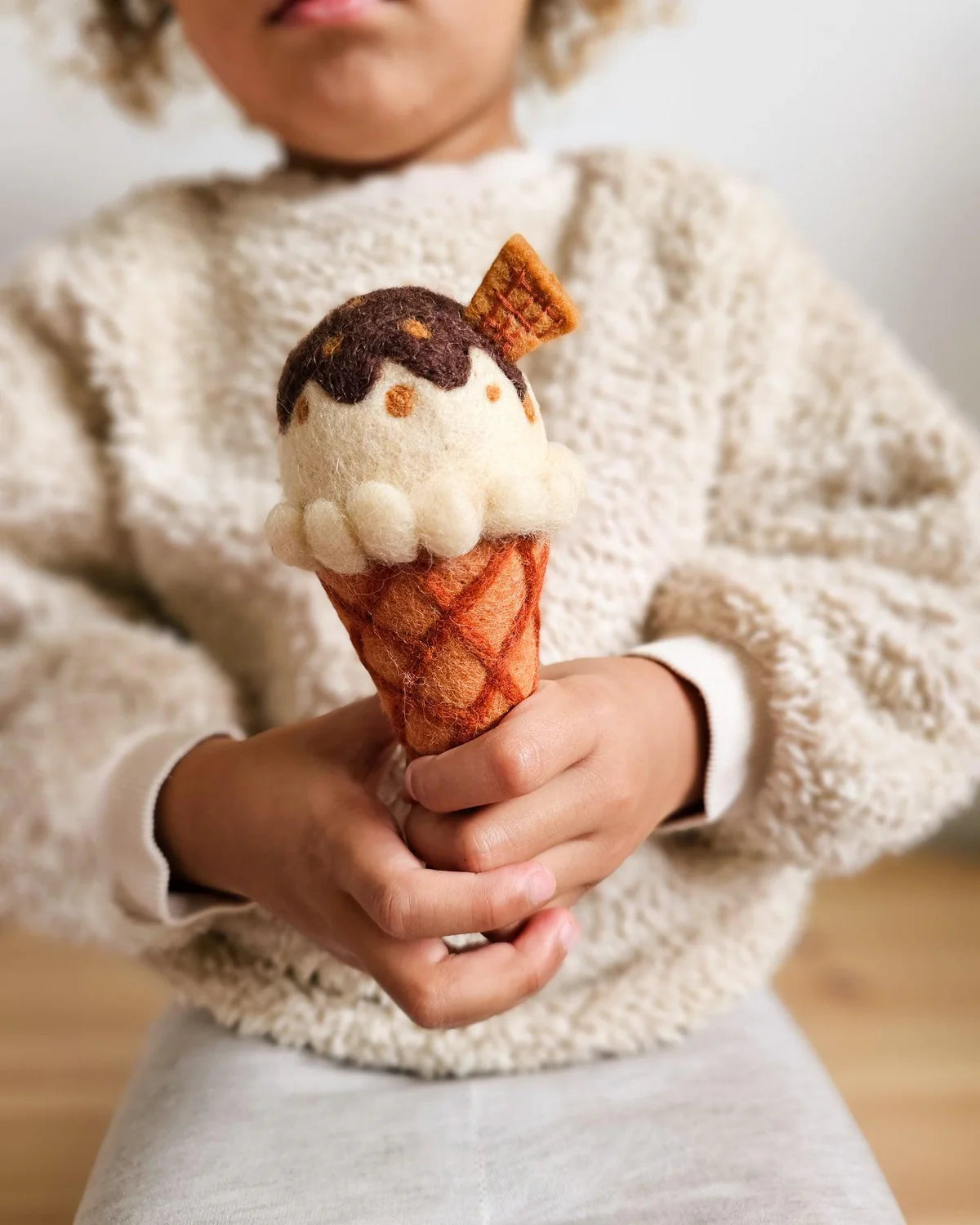 Tara Treasures Felt Vanilla Chocolate Fudge Ice Cream