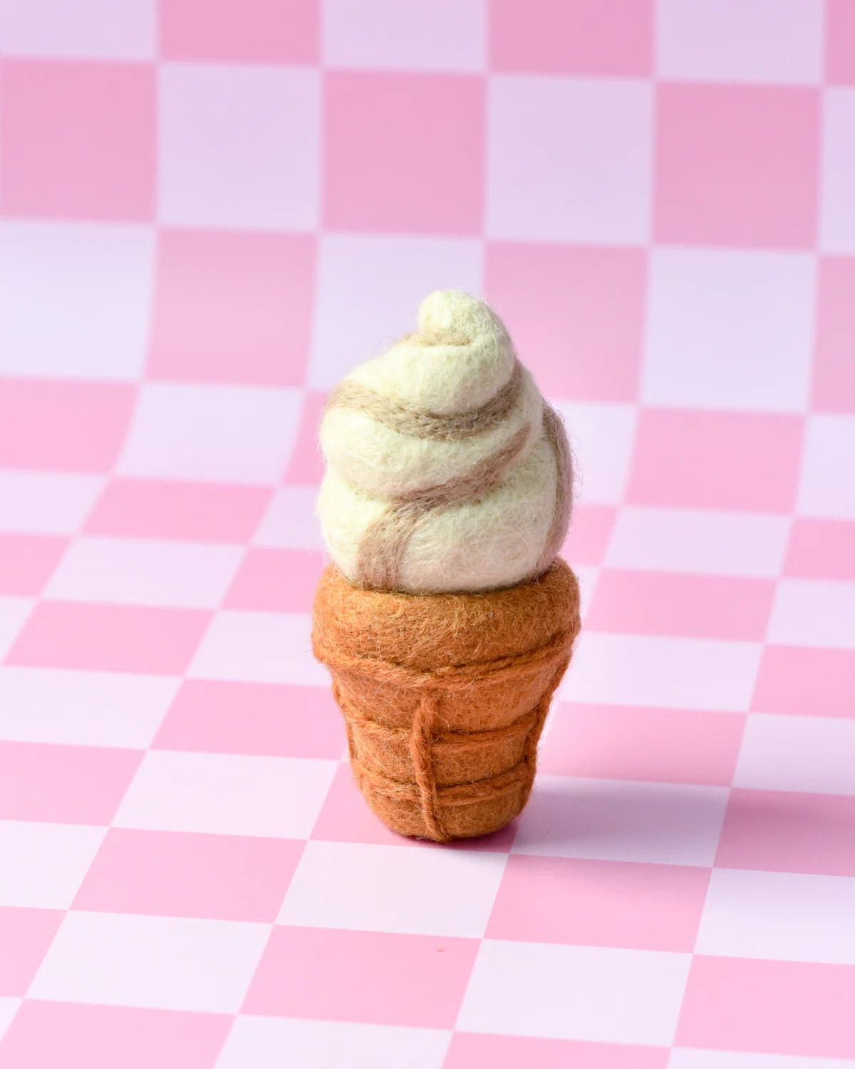 Tara Treasure Felt Vanilla Soft Serve Ice Cream