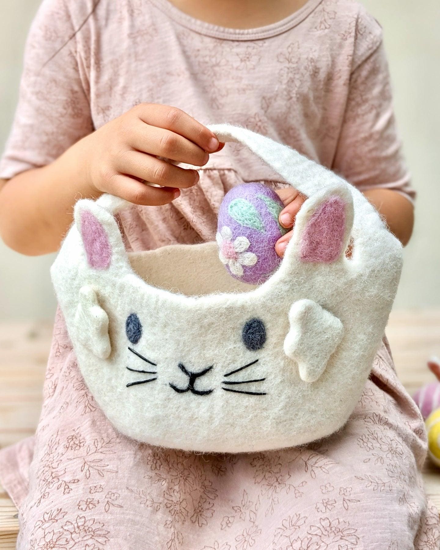 Tara treasures Felt Easter Hunt Basket (White Bunny)