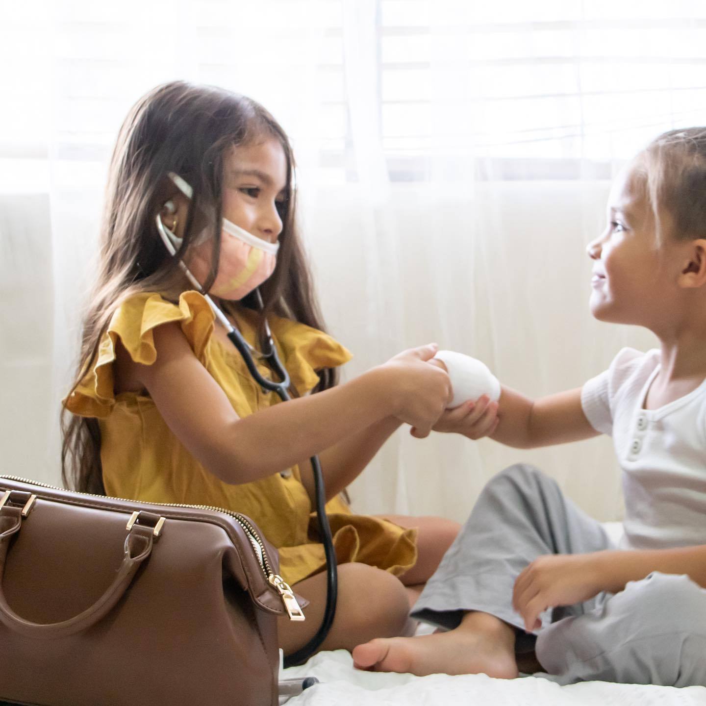 Montessori Medic Doctor Kit - Classic Brown