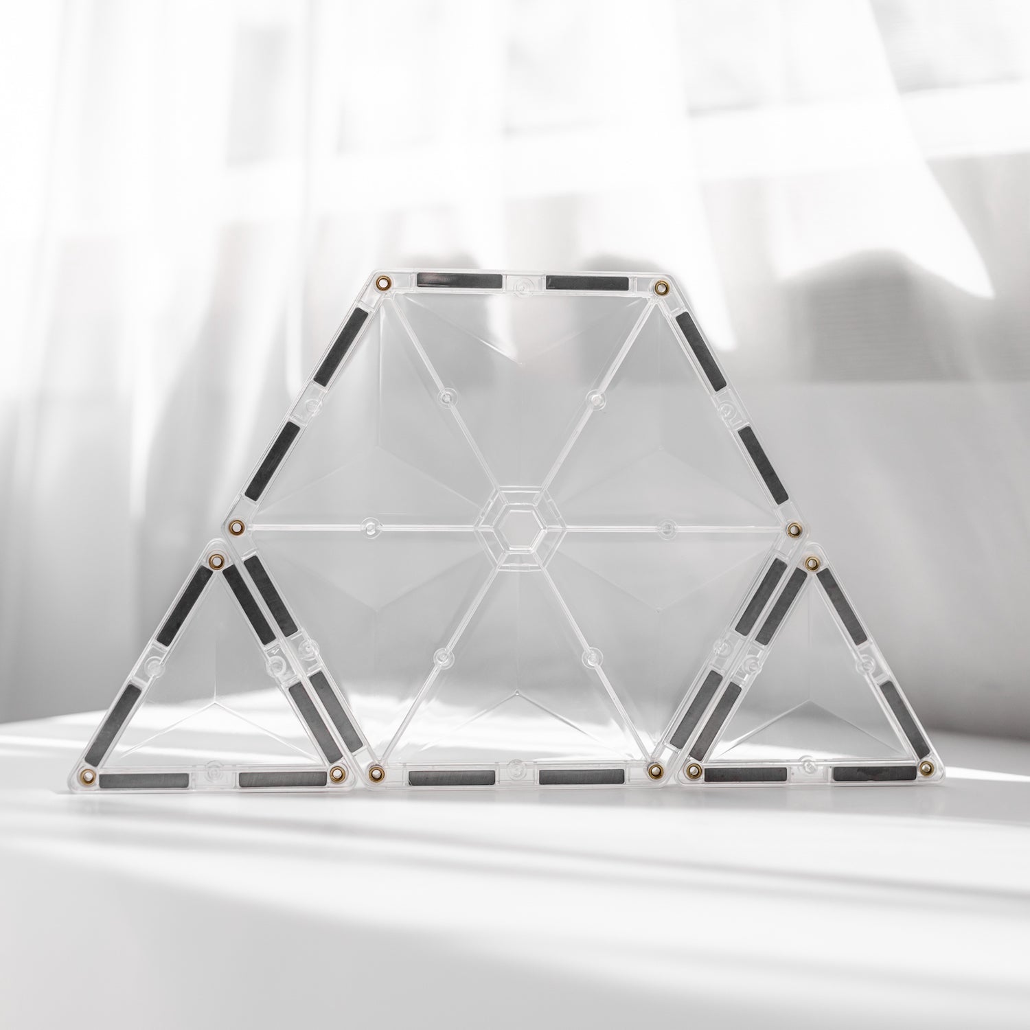 Connetix Magnetic Tiles 34 Piece Clear Pack