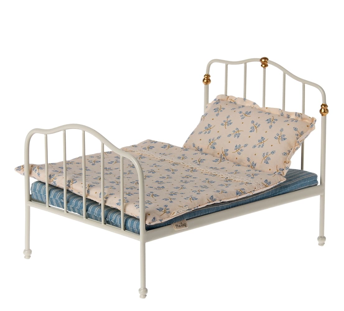 Maileg Vintage Bed for Mouse off-white