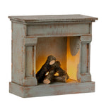 Load image into Gallery viewer, Maileg Miniature Fireplace vintage blue
