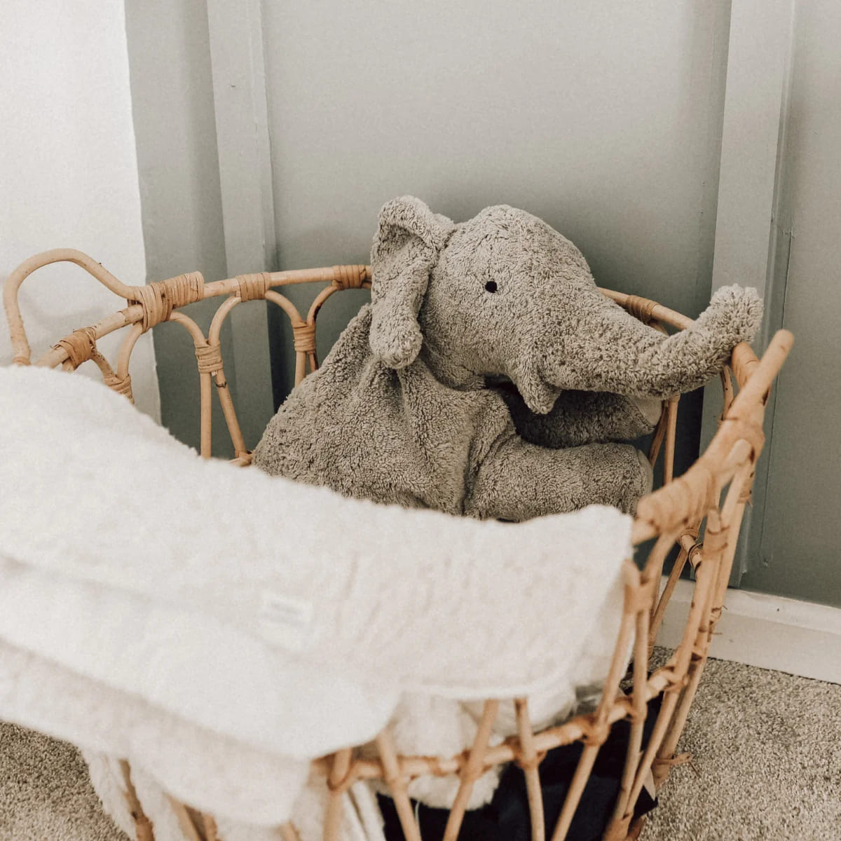 Senger Cuddly Animal Elephant large