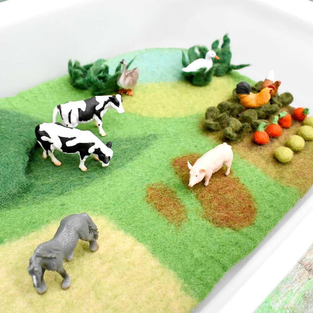 Tara Treasures Farm Land Felt Play Mat Playscape