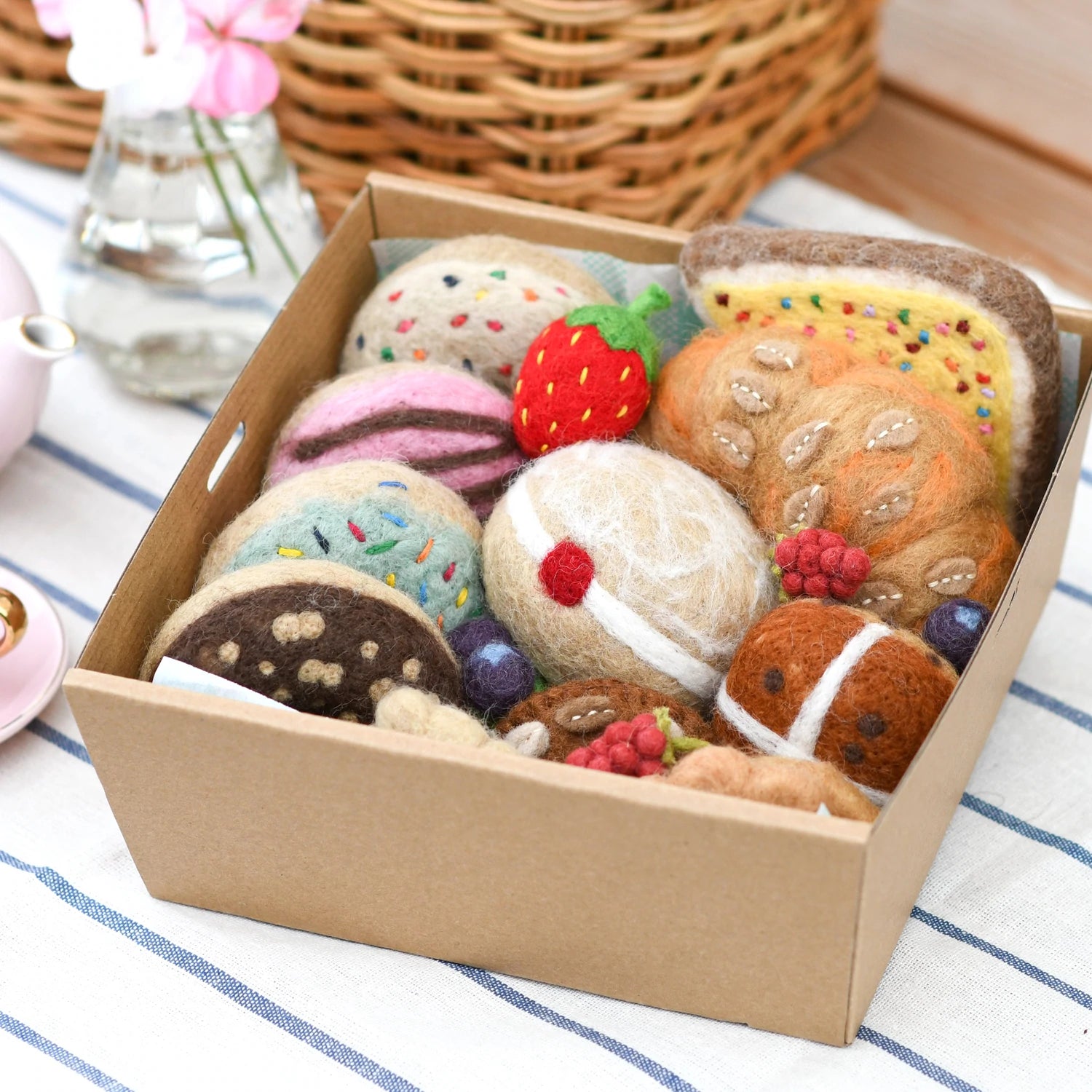 Tara Treasures Felt Hot Jam Doughnut (Donut)