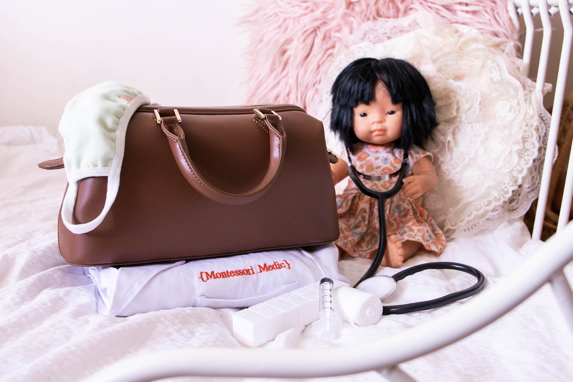 Montessori Medic Doctor Kit - Classic Brown
